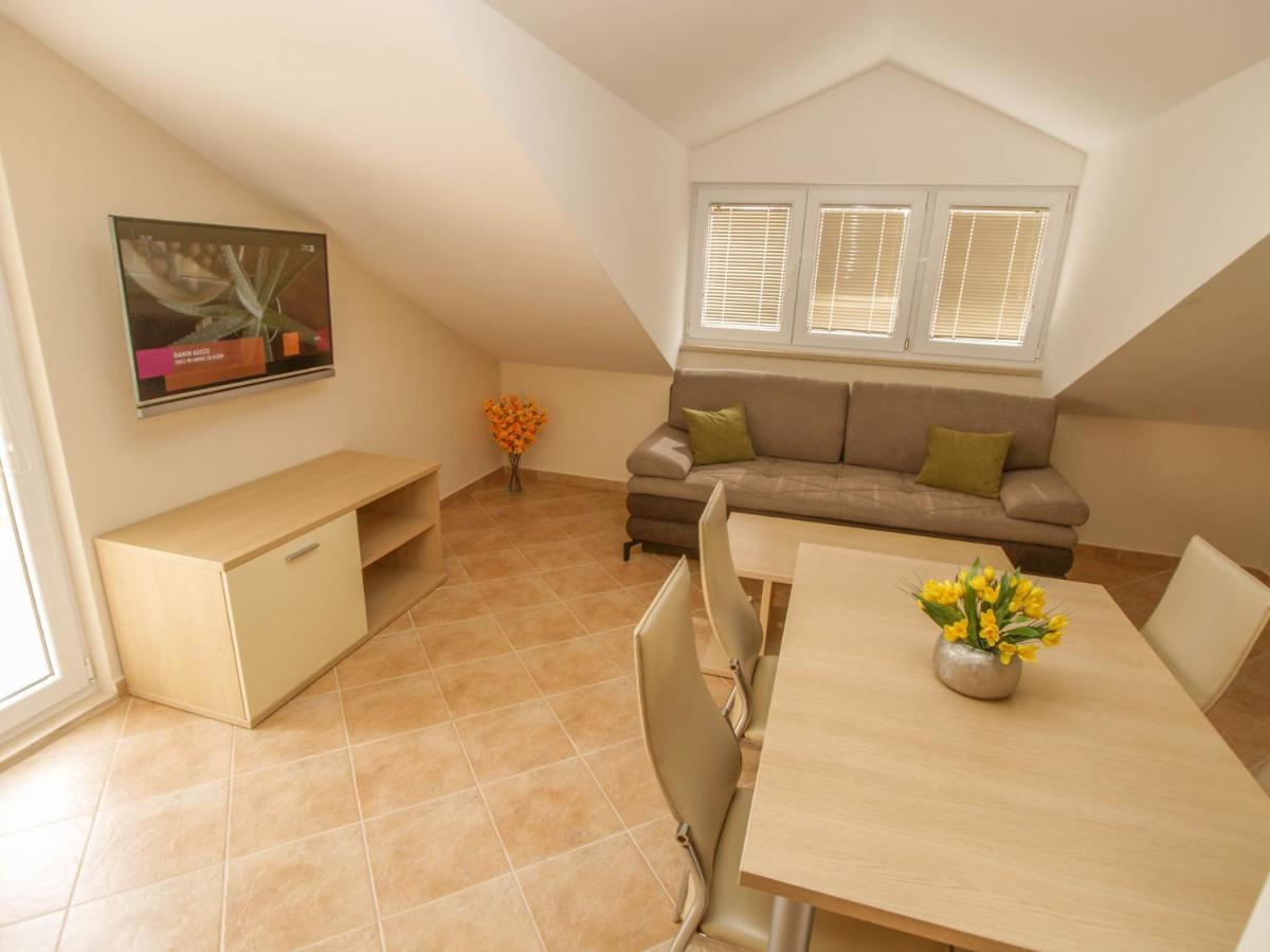 Apartments Villa Bondi Макарска Экстерьер фото