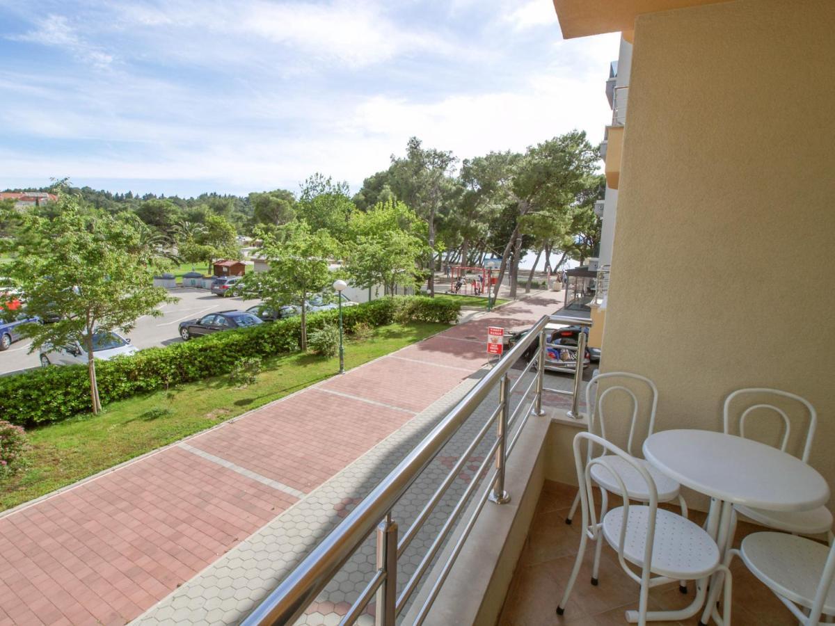 Apartments Villa Bondi Макарска Экстерьер фото