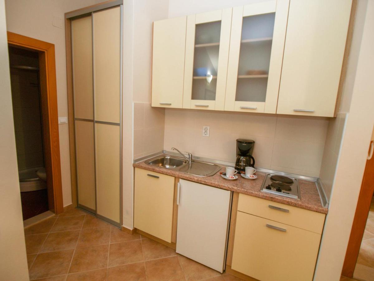Apartments Villa Bondi Макарска Экстерьер фото