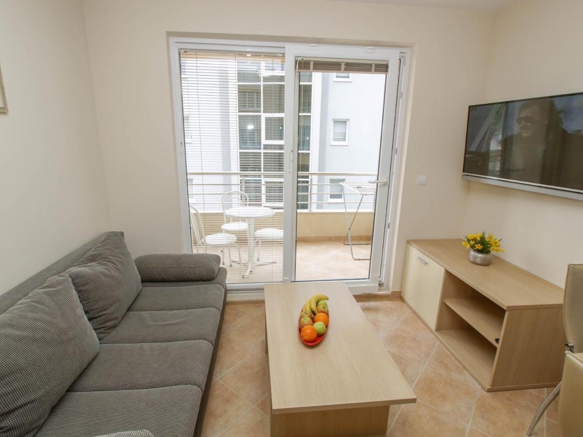 Apartments Villa Bondi Макарска Экстерьер фото