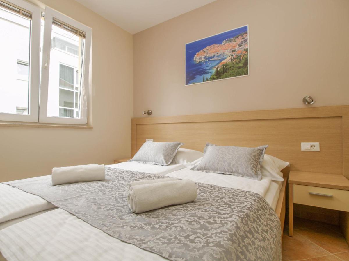 Apartments Villa Bondi Макарска Экстерьер фото